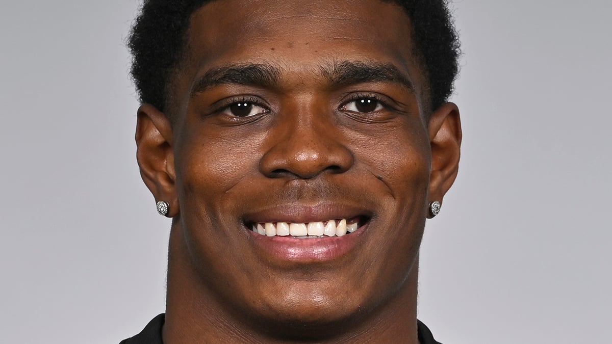 Cam Taylor-Britt Headshot