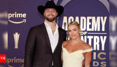Dallas Cowboys TE Jake Ferguson's fiancee Haley Cavinder and twin sister Hanna go honest about transformation surgery in new IG video | NFL News