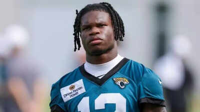 “The most overhyped prospect”: Travis Hunter’s quiet NFL debut has fans losing faith in Jaguars’ two-way experiment