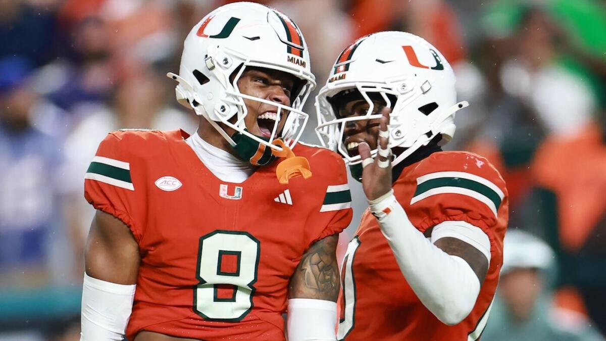 AP Top 25 poll: Miami moves up to No. 2 after beating Florida in Week 5 college football rankings