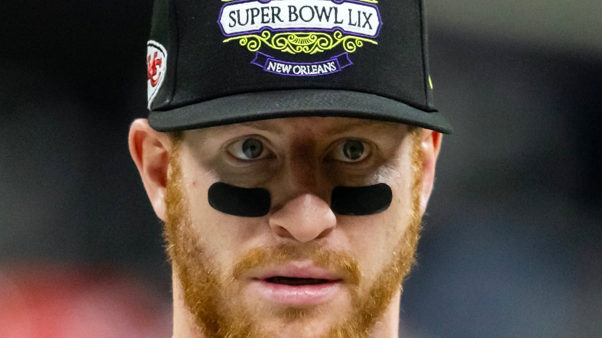 Carson Wentz Headshot