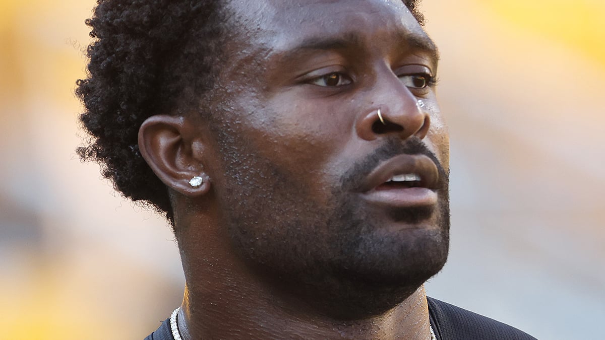 D.K. Metcalf Headshot