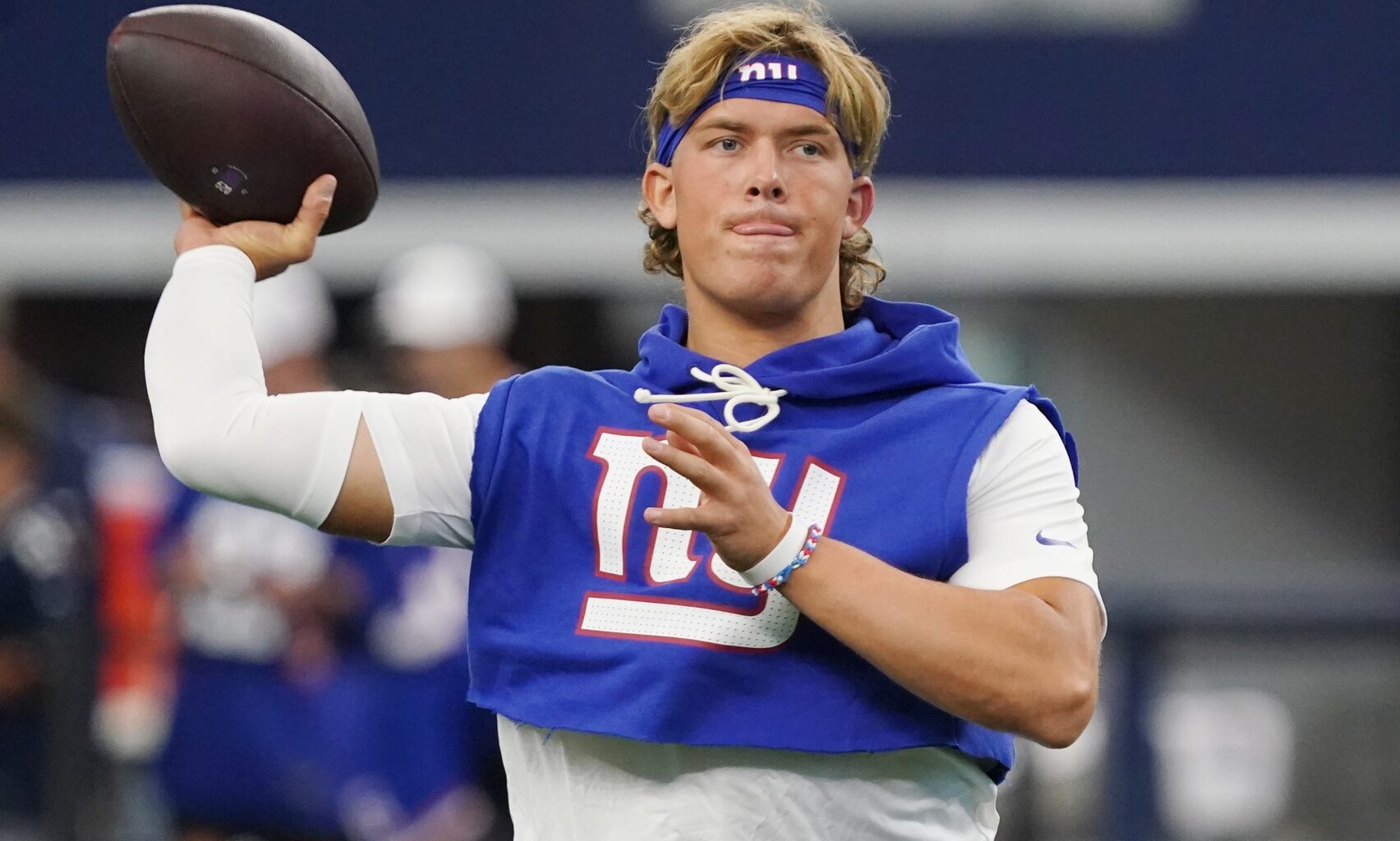Quarterback Change for the Giants? – Brian Daboll Noncommittal on Who Will Start under Center after 0–3 Start to the Season