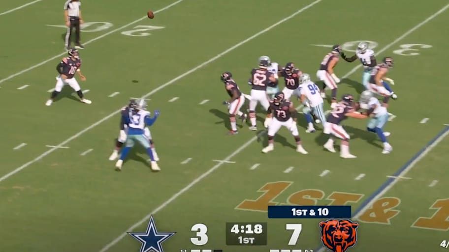 Sports Illustrated - Mics Caught D'Andre Swift's…