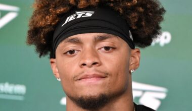 Justin Fields Headshot