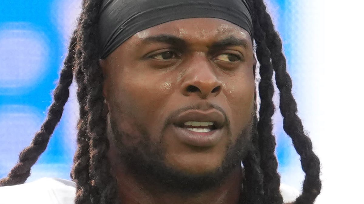 Davante Adams Headshot