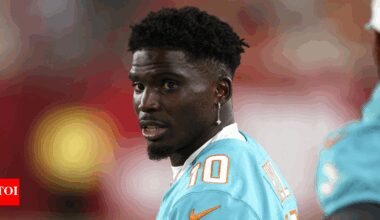Will Tyreek Hill play against the New York Jets tonight? Latest injury update on the popular Miami Dolphins' wide receiver | NFL News