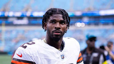 “Miscarriage of justice”: Fans sympathize with Shedeur Sanders, who looked extremely sad on the sidelines