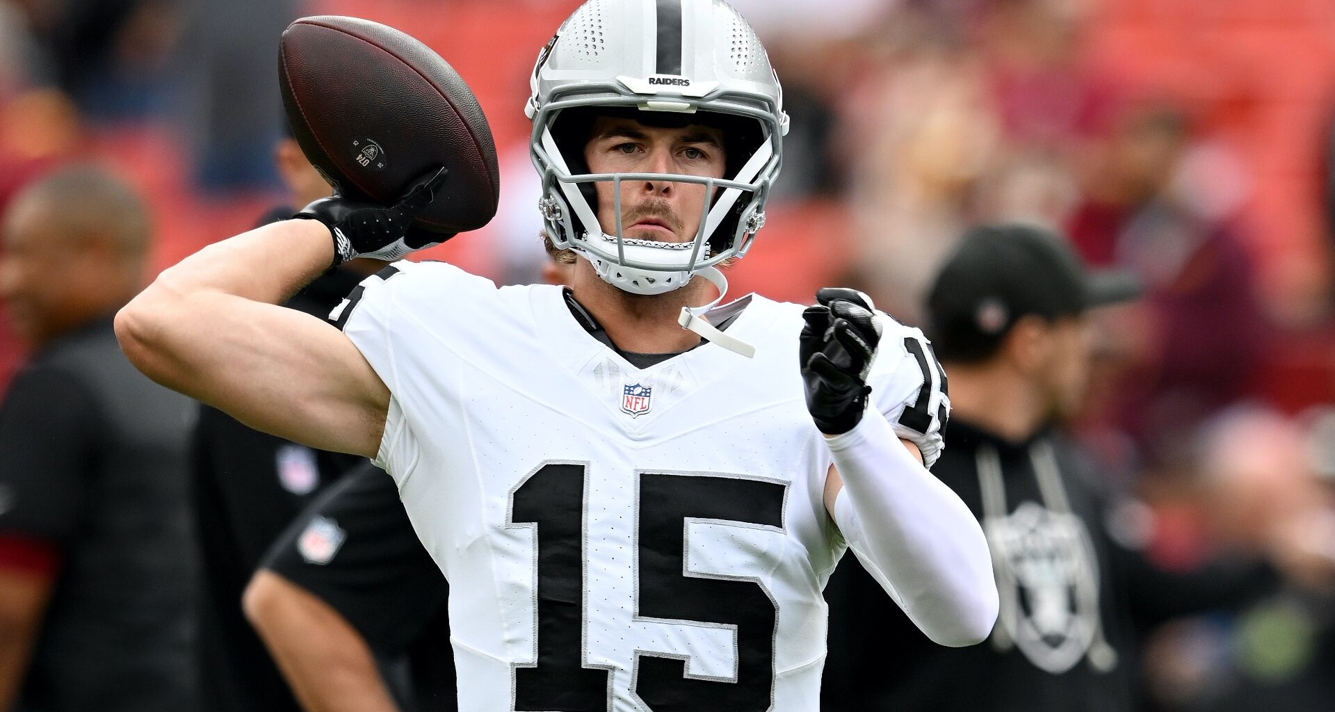 Raiders' Geno Smith Gets Blunt Words Amid Kenny Pickett Calls