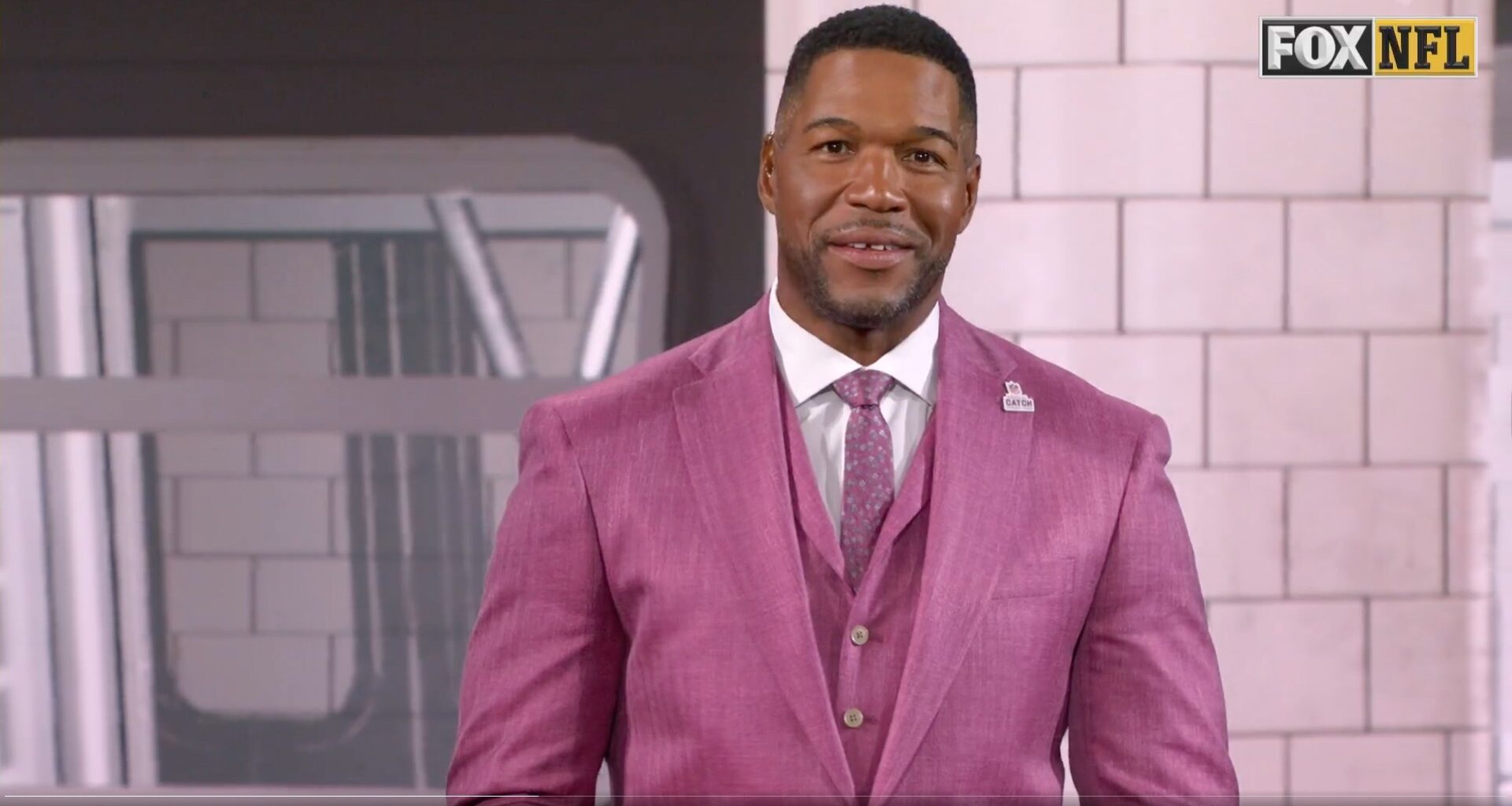 Michael Strahan had six-word answer for where Rob Gronkowski was after strange no-show on Fox NFL Sunday