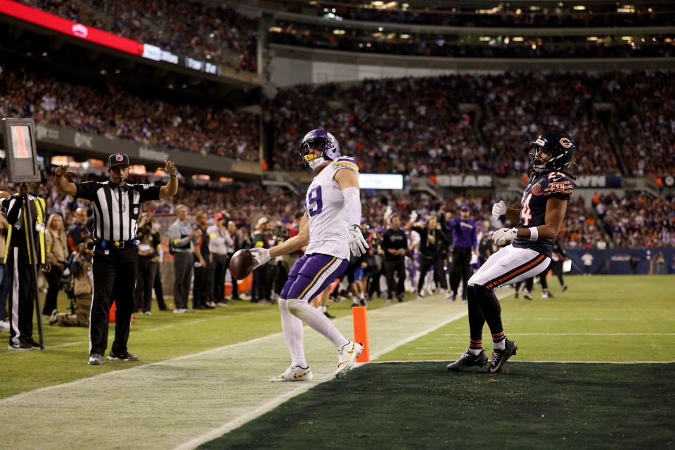 Adam Thielen #19 of the Minnesota Vikings catches a pass in a game against the Chicago Bears.