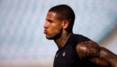 Dolphins Star Tight End on Track for MNF Comeback