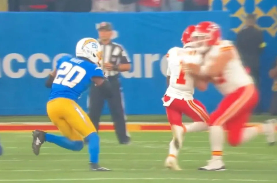 Chiefs receiver Xavier Worthy (1) was injured on a collision with teammate Travis Kelce (87) on Sept. 5, 2025. X