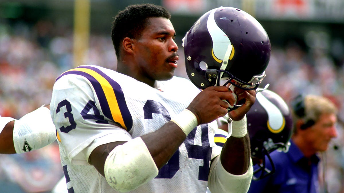 7 worst NFL trades of all time include Herschel Walker, Russell Wilson