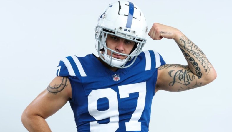 Injury update for Colts' DE Laiatu Latu