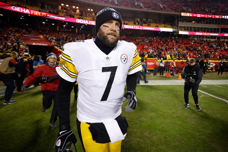 Ben Roethlisberger in Steelers uniform on the field.
