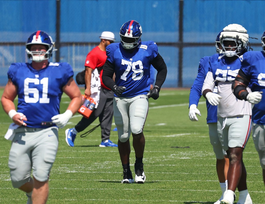 Andrew Thomas during a previous Giants practice on Sept. 3, 2025.