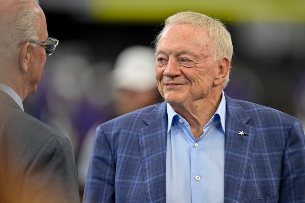 Jerry Jones at an NFL game.