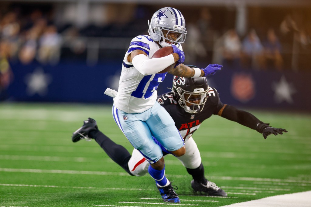 Dallas Cowboys wide receiver Jalen Cropper (16) makes a catch during the first quarter against the Atlanta Falcons at AT&T Stadium. 