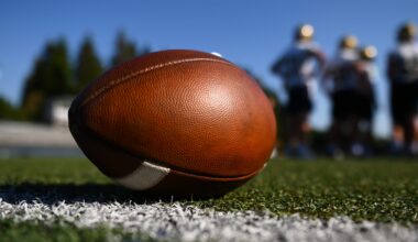Prep football roundup: Highlanders, Wolverines, Lancers post wins