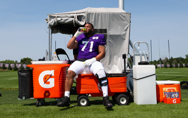 Christian Darrisaw - Minnesota Vikings practice