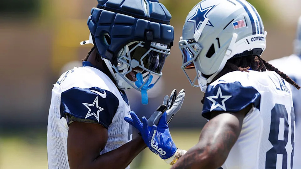 <div>OXNARD, CALIFORNIA - JULY 30: George Pickens #3 of the Dallas Cowboys celebrates with CeeDee Lamb #88 of the Dallas Cowboys during training camp practice at Staybridge Suites Oxnard on July 30, 2025 in Oxnard, California. (Photo by Ric Tapia/Getty Images)</div>
