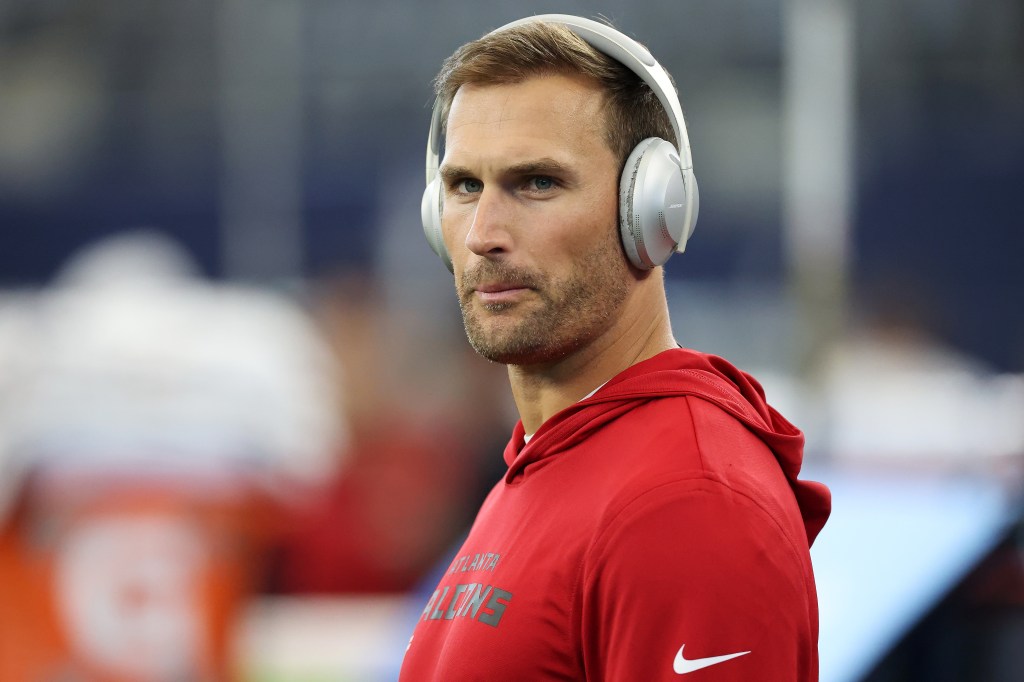 Kirk Cousins #18 of the Atlanta Falcons participates in warmups prior to the NFL Preseason 2025 game against the Dallas Cowboys at AT&T Stadium on August 22, 2025 in Arlington, Texas.