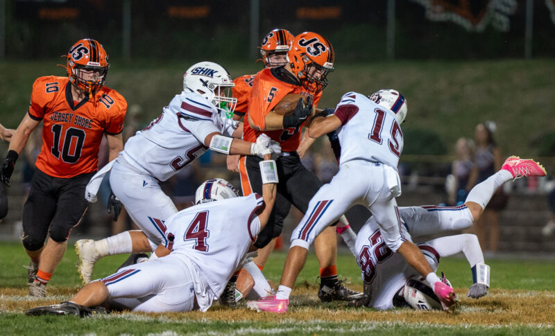 Chris Masse on football: Thunder-lightning tandem has helped Shore dominate on ground | News, Sports, Jobs