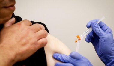 Some Texans may have to pay for Covid shots this fall. Here's why, what to know