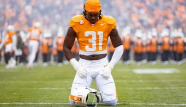 Tennessee Projected to Face Former Teammates in Early Bowl Season Prediction