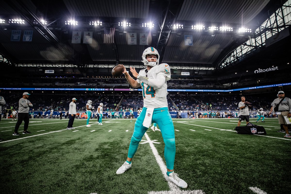 Friday Night Lights To Sunday Spotlight