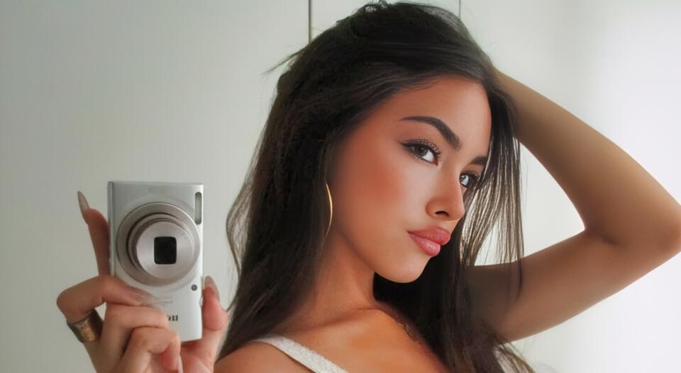 Justin Herbert’s Girlfriend, Madison Beer, Gives Behind-The-Scenes Look At Her Soaking Wet Workout Look For Steamy New Single That Has One Chargers WAG’s Approval [PHOTOS + VIDEOS]