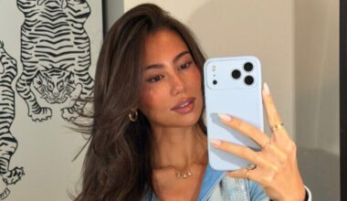 Girlfriend of Lions RB Jahmyr Gibbs Was Going Viral In Her Spicy Custom Game Day Outfit [PHOTOS]