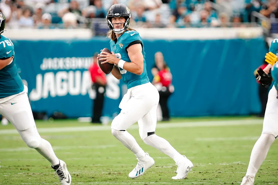 Aug 9, 2025; Jacksonville, Florida, USA; Jacksonville Jaguars quarterback Trevor Lawrence (16) drops back to pass against the Pittsburgh Steelers during a preseason game at EverBank Stadium. Mandatory Credit: Travis Register-Imagn Images