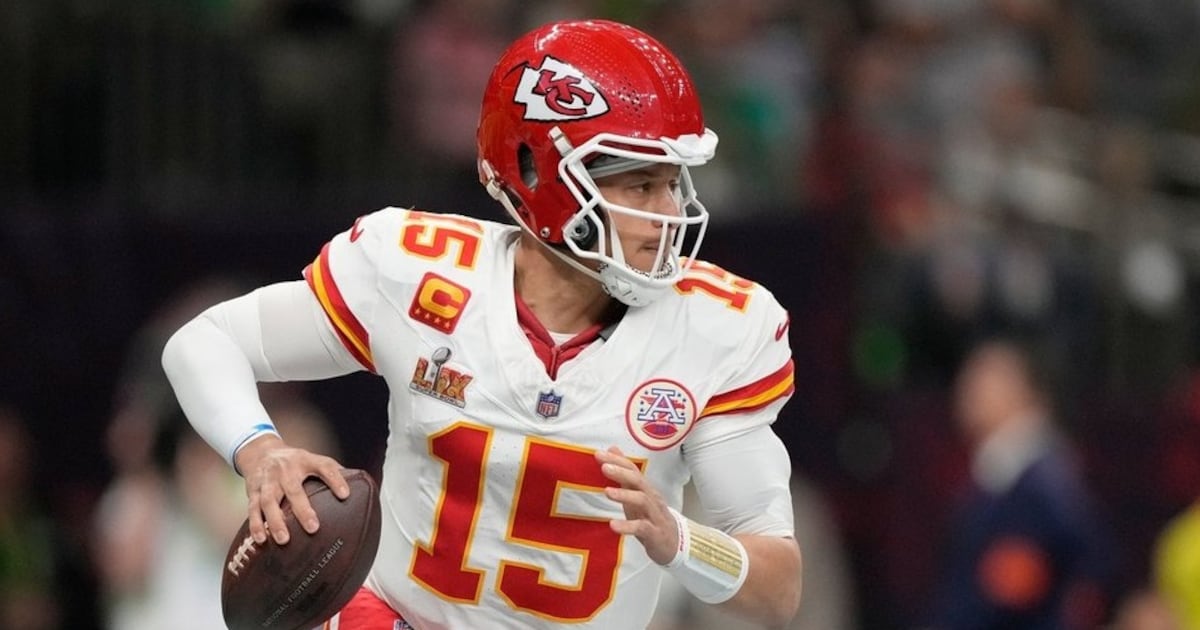 Patrick Mahomes' physicality a galvanizing force for Kansas City Chiefs