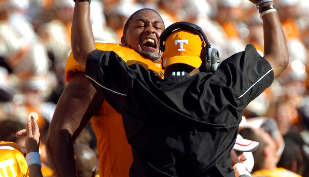 Mike Keith on adding Ramon Foster to Tennessee football broadcasts