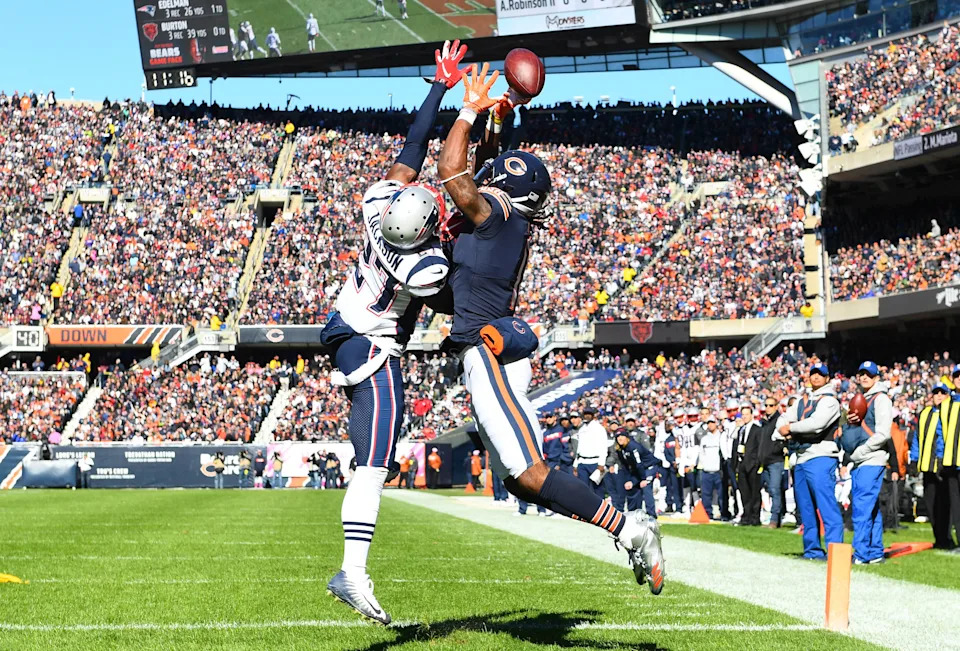 A complete disaster of a choice. White had 25 catches over three years playing in 14 games. His pro career was plagued by injuries.