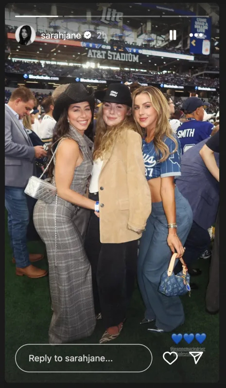 Sarah Jane Ramos at AT&T Stadium.Sarah Jane&sol;IG