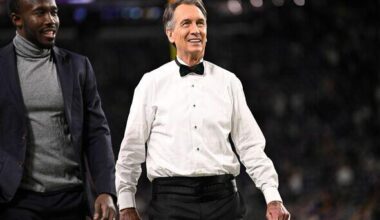 Cris Collinsworth fixation on awkward word has SNF viewers baffled during Falcons-Vikings