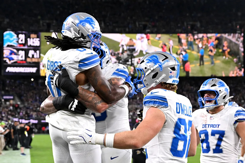 BALTIMORE, MARYLAND - SEPTEMBER 22: Jahmyr Gibbs #0 of the Detroit Lions celebrates a touchdown against the Baltimore Ravens during the fourth quarter at M&T Bank Stadium on September 22, 2025 in Baltimore, Maryland. (Photo by Greg Fiume/Getty Images)