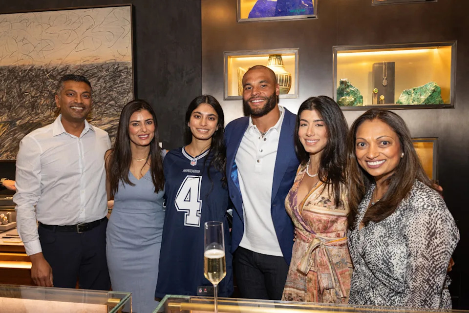 DALLAS, TEXAS - MAY 16: Dallas Cowboys Dak Prescott, Sarah Jane Ramos, and guests attend an in-store event at David Yurman on May 16, 2024 in Dallas, Texas. (Photo by Rick Kern/Getty Images for David Yurman )Rick Kern&sol;Getty Images