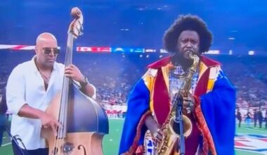 NFL fans slam 'worst-ever' national anthem before Chiefs vs Chargers in Brazil - Football - Sports