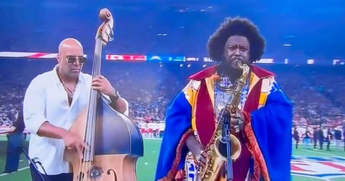 NFL fans slam 'worst-ever' national anthem before Chiefs vs Chargers in Brazil - Football - Sports