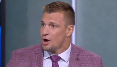 Rob Gronkowski aims brutal jab at Detroit Lions live on FOX - Football - Sports