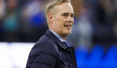 Joe Buck broke into song live on NFL MNF 'you're at Mile High'