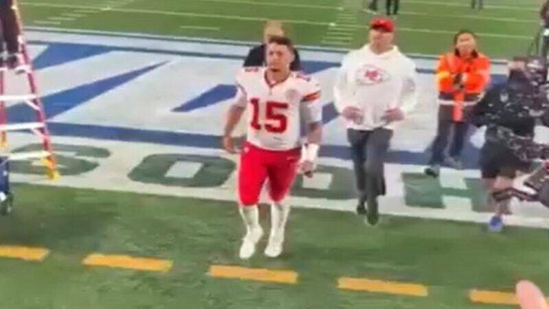 ‘NY Giants Karen’ Caught On Camera: Steals Patrick Mahomes’ Special Gift Right From The Hands Of 10-Year-Old Chiefs Fan [VIDEO]