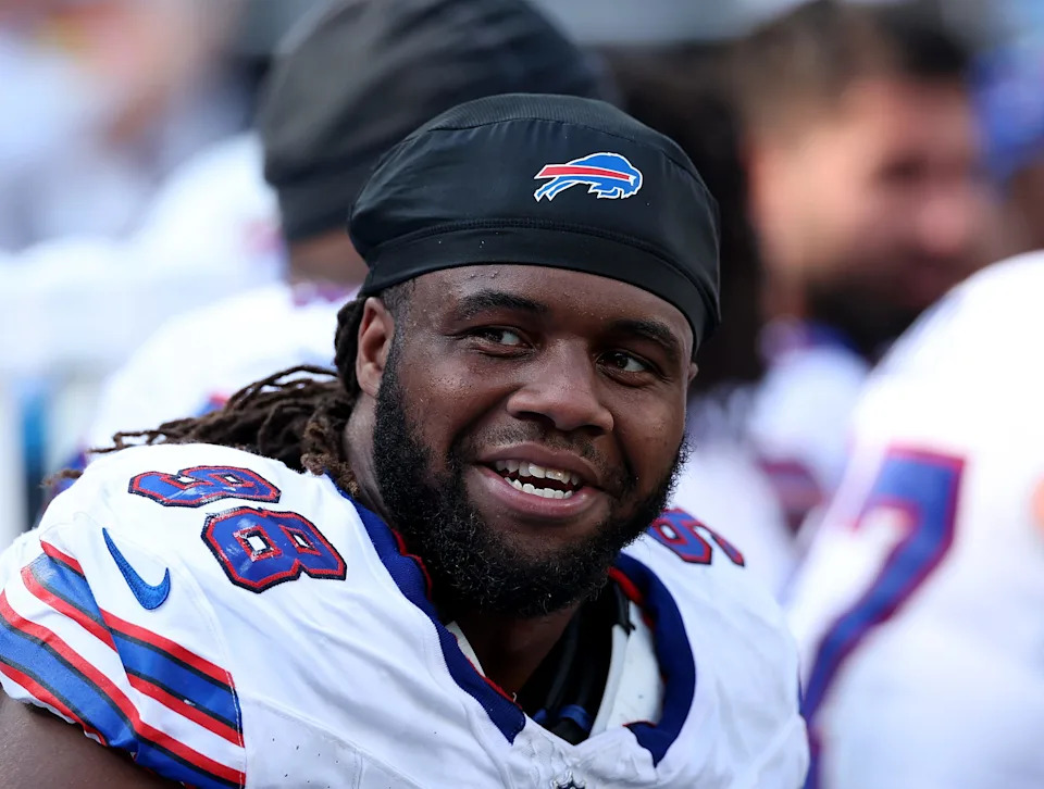 EAST RUTHERFORD, NEW JERSEY - SEPTEMBER 14: T.J. Sanders #98 of the Buffalo Bills looks on from the sideline in the fourth quarter during the NFL 2025 game between Buffalo Bills and New York Jets at MetLife Stadium on September 14, 2025 in East Rutherford, New Jersey. (Photo by Elsa/Getty Images)