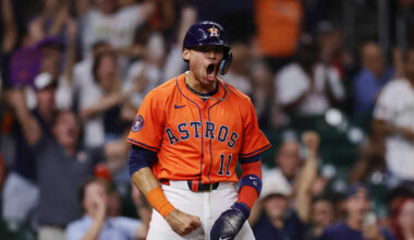 Texas' Sports Buzz: Manning's Debut, Astros Split, & Texans Week 1 Preview | SportsTalk 790