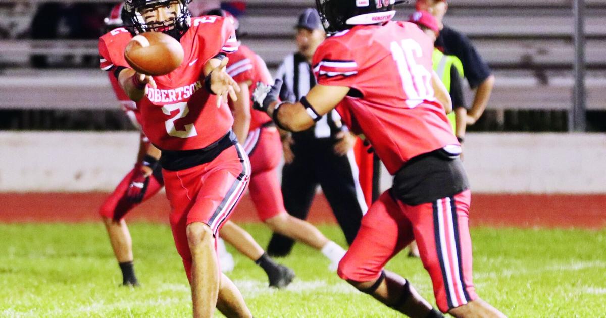 Robertson football posts second consecutive shutout | Sports