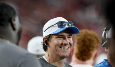 Chiefs vs. Chargers Sept. 5 Viewing Options: TV, Live Stream